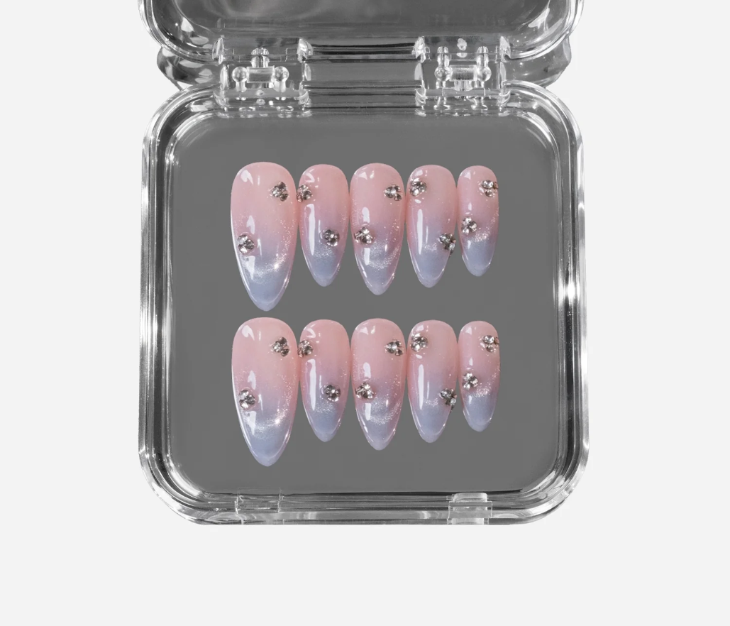 AURA