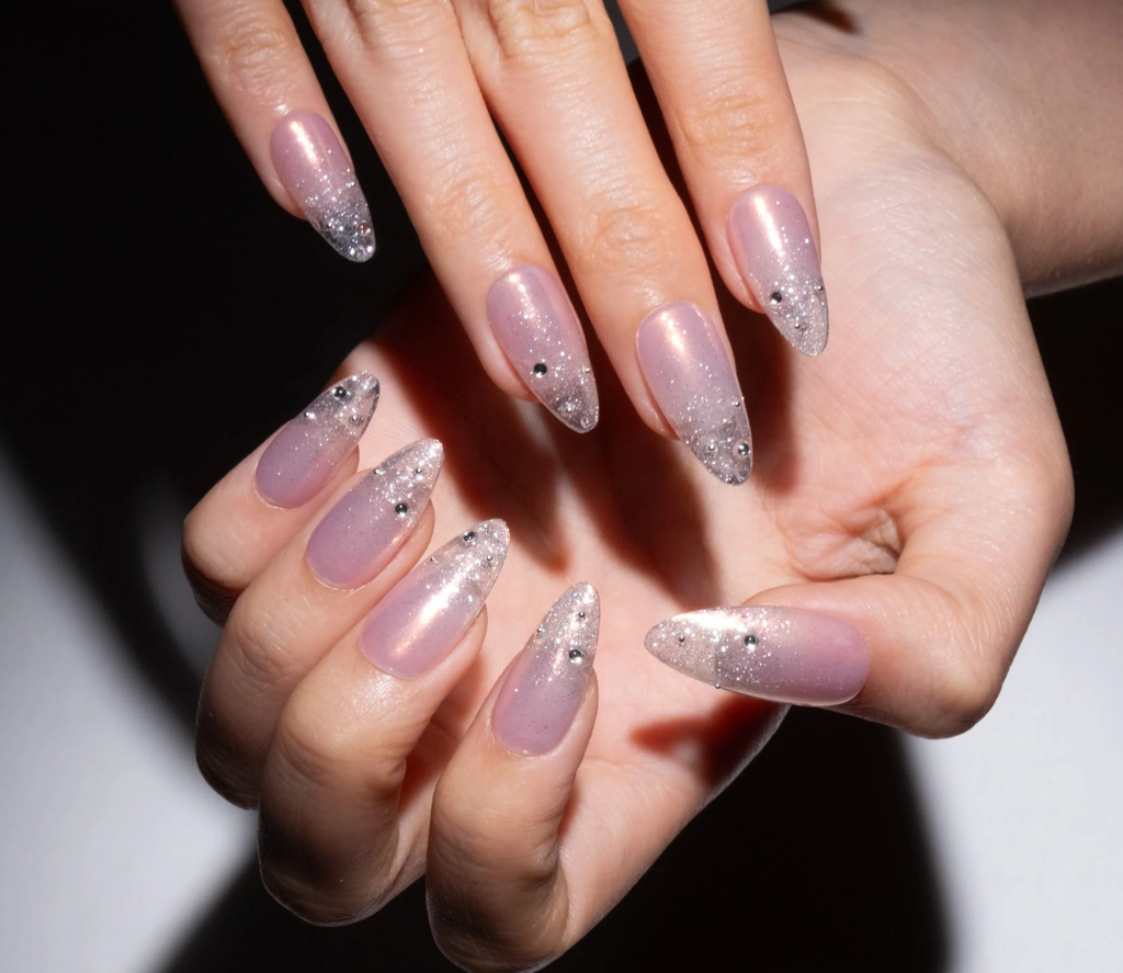 GLITTER