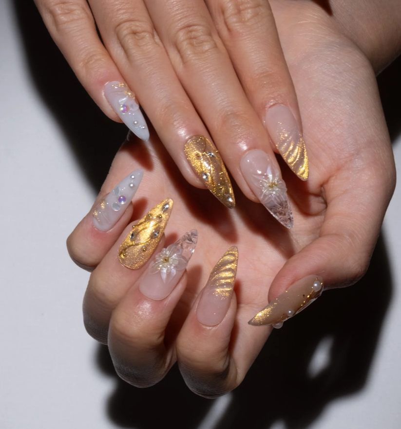 GOLDEN SANDS